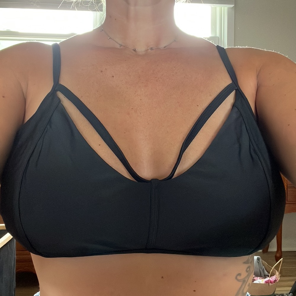 Adjustable Bikini Top - Picture 3 of 3